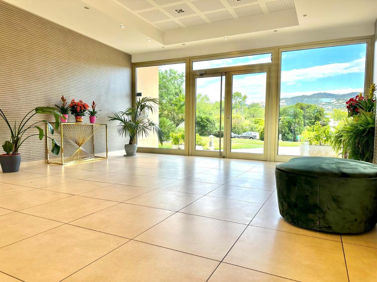 My Resid Appart Cannes Marina Vue Mer Мандельє-ла-Напуль Екстер'єр фото