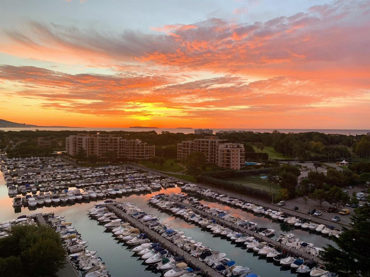 My Resid Appart Cannes Marina Vue Mer Мандельє-ла-Напуль Екстер'єр фото